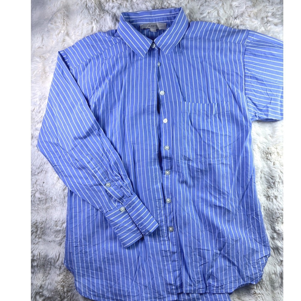 LOFT Blue White Striped Button Down Shirt Womens XS Long Sleeve Pocket Top. A29